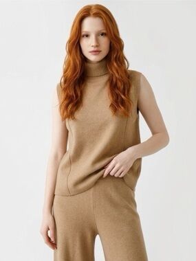 Zara Knitwear Set - Size S Top & Size M Bottom